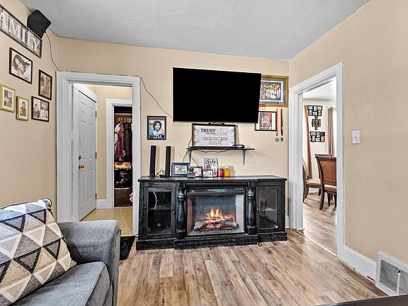 4th image of 1030 S 25th STREET