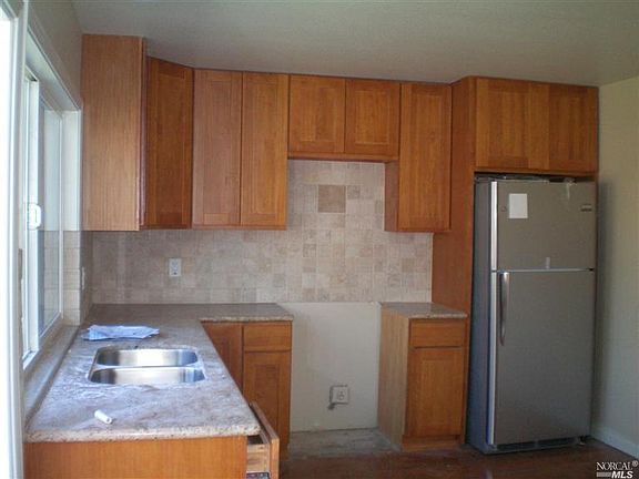 2nd image of 1037 Crinella Dr