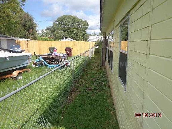 2nd image of 715 Kentucky Ave