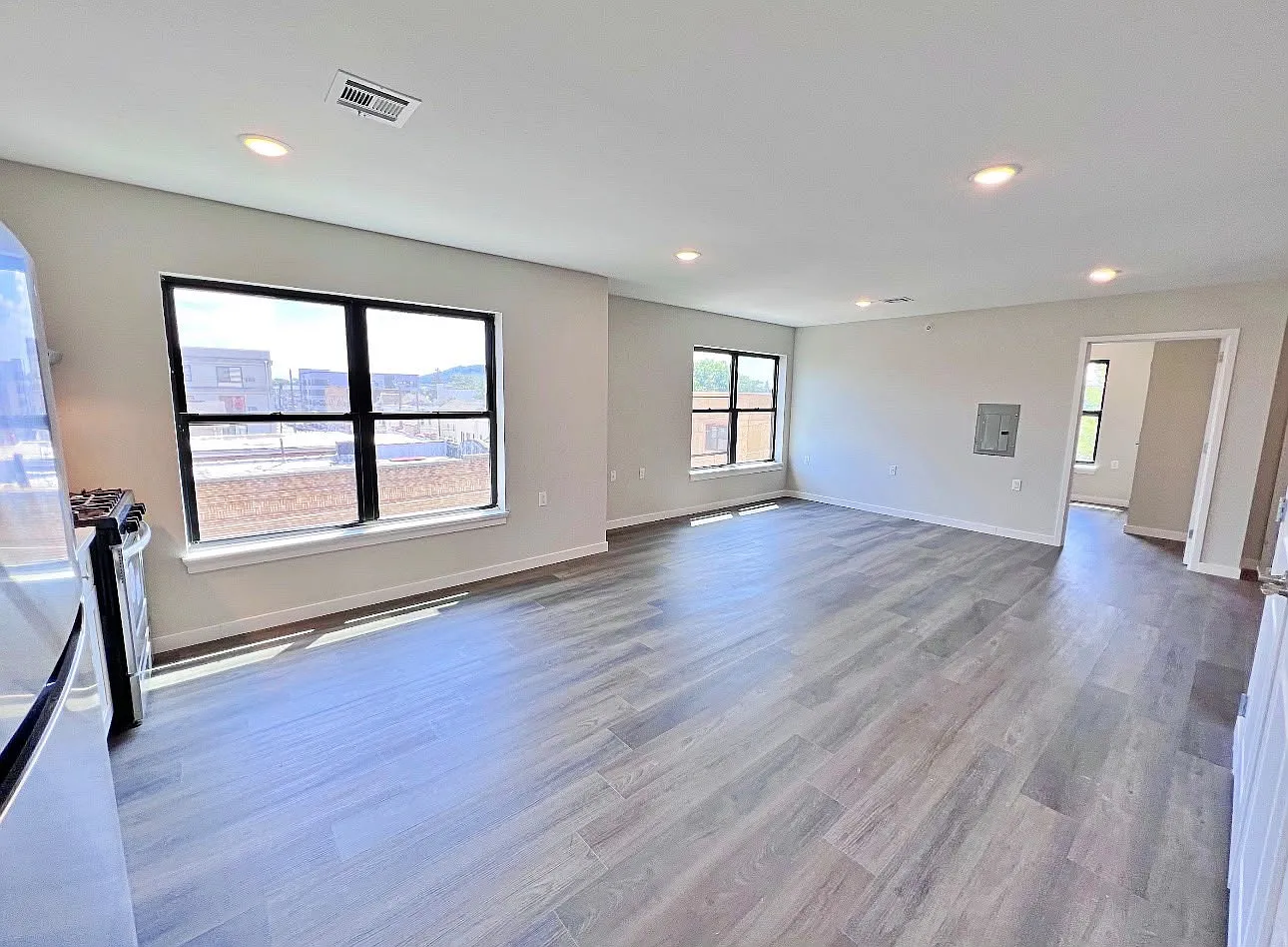 51 Carroll St — Photo 3
