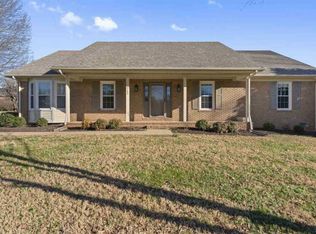 922 Meadowlark Dr, Bowling Green, KY 42103