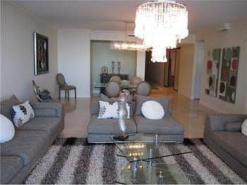 4th image of 3201 NE 183rd St APT 1905