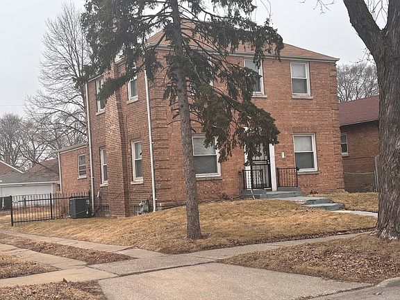 2nd image of 14226 S Clark St