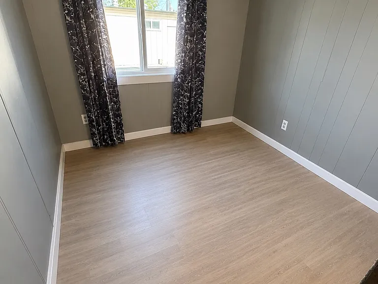 306 E 41st St #10 — Photo 3