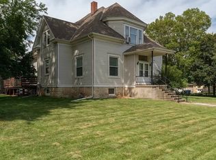 604 Mason St, Chenoa, IL 61726