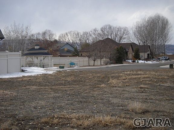 5th image of 308 Oakwood Ave