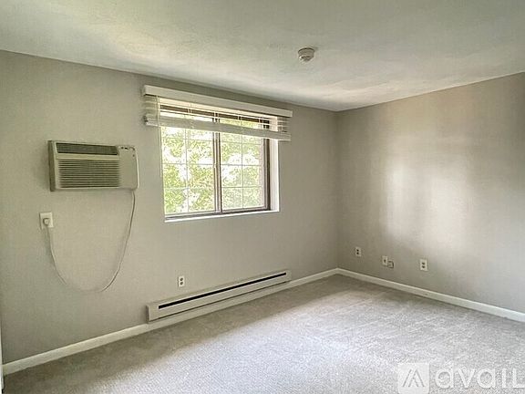 3rd image of 215 Thomas E Burgin Pkwy #32