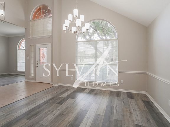 4th image of 4208 Rolling Oaks Dr