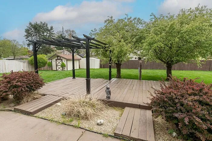 12144 Pennyroyal Ln — Photo 35