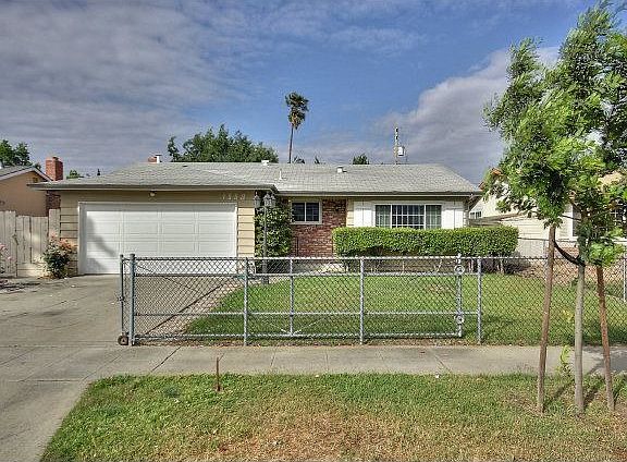 2nd image of 1559 Chabot Way