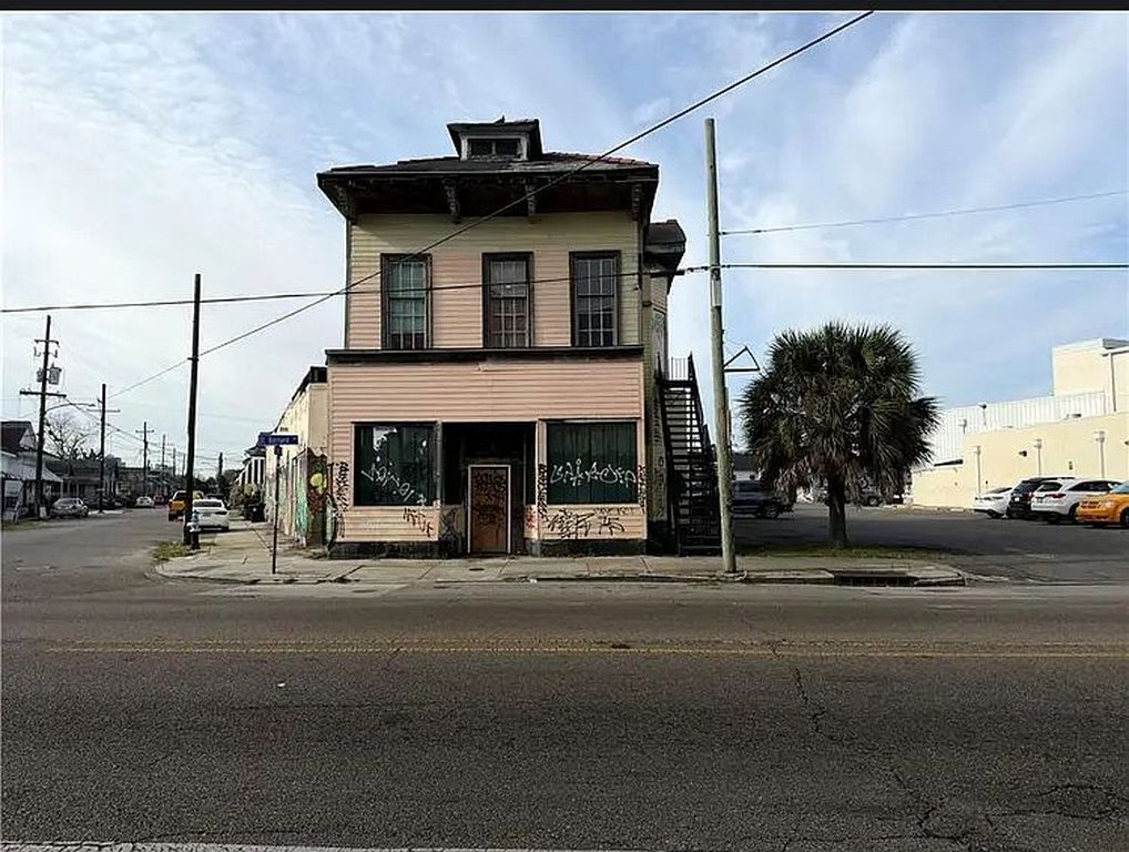 1502 Saint Bernard Ave - Property Image