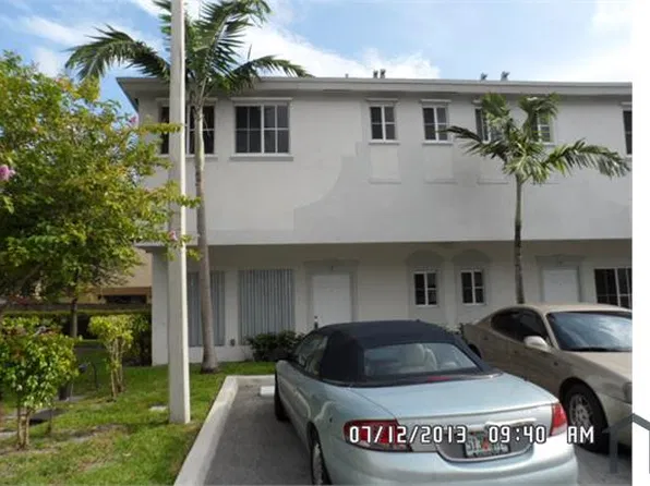 3922 SW 52nd Ave, Hollywood, FL 33023