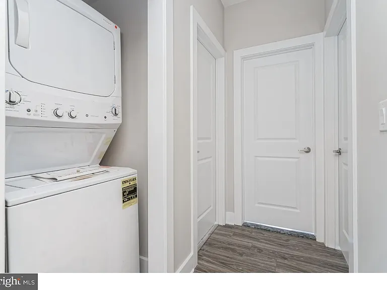 2162 E Norris St #203 — Photo 9