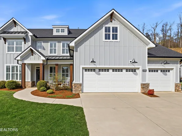 1818 English Ivy Ln, Knoxville, TN 37932