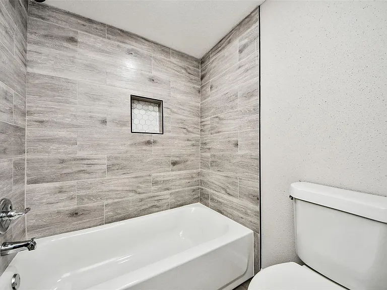781 Country Place Dr #2021 — Photo 31