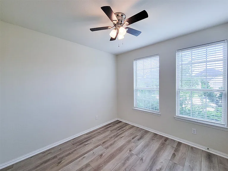 28638 Monarch Cliffs Dr — Photo 26