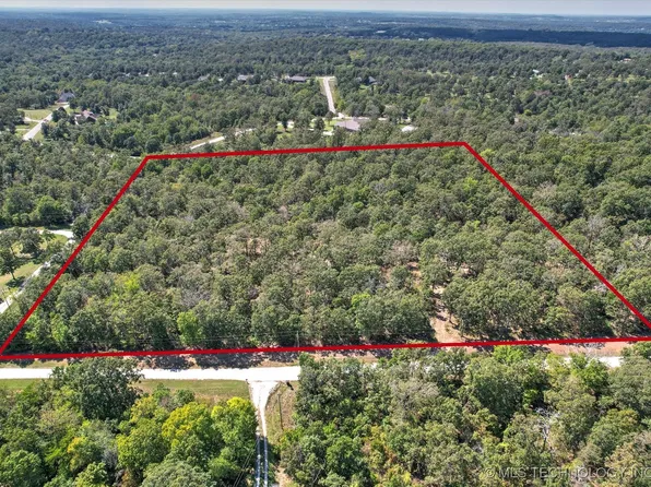 16250 S Cedarcrest Dr, Claremore, OK 74017