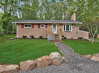 1103 Cameron Rd, Effort, PA 18330