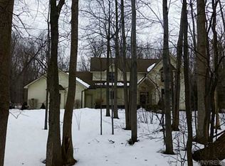 1661 Huth Rd, Grand Island, NY 14072