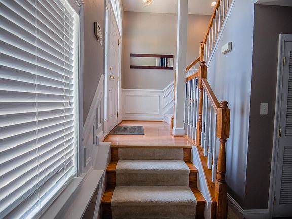 5th image of 4031A Columbia Pike