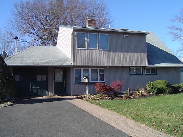 1st image of 24 Tanager Ln