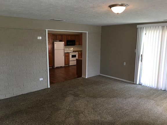 3rd image of 2781 Leota Ln