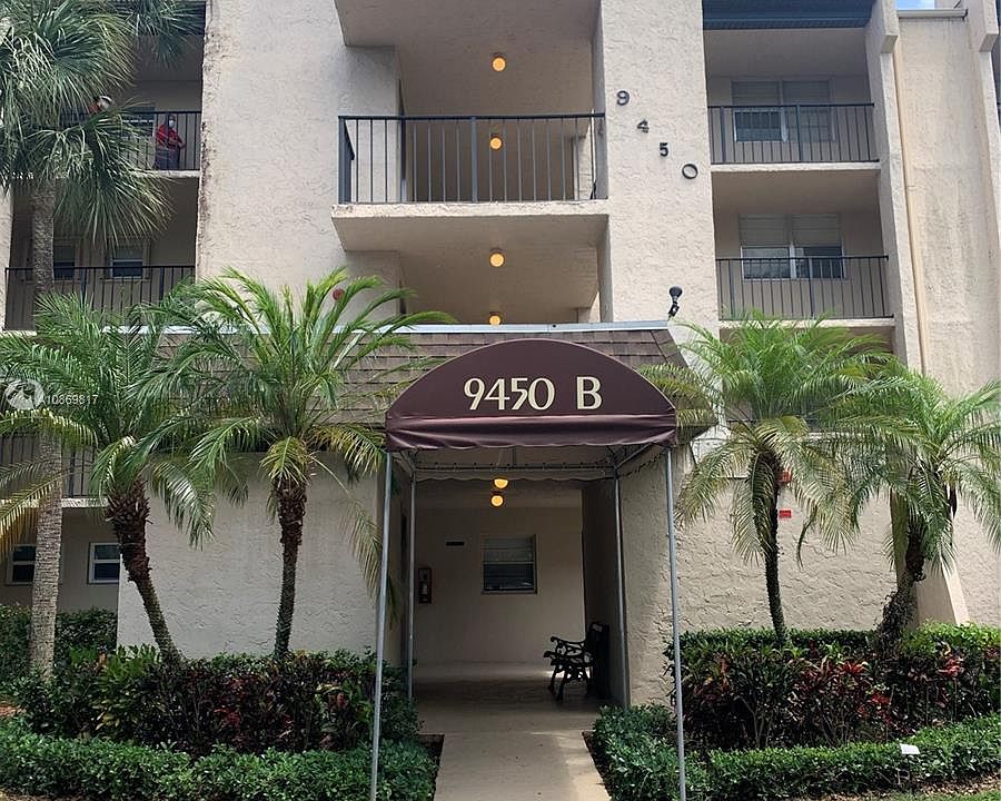1st image of 9450 Poinciana Pl APT 407