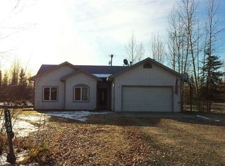 1195 Labrador Tea Ct, North Pole, AK 99705