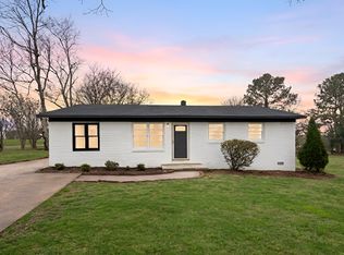 2749 Philadelphia Rd, Lawndale, NC 28090