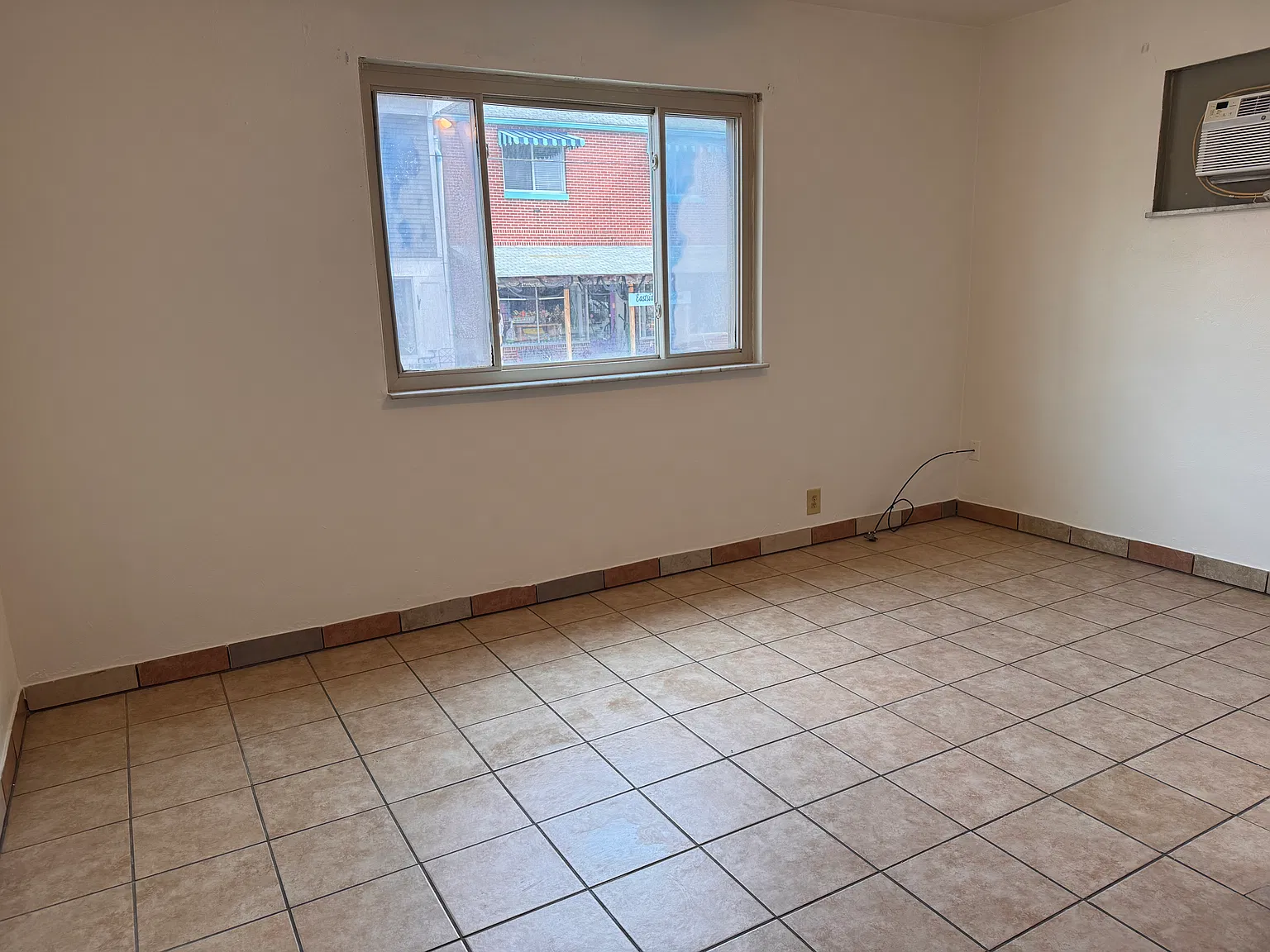 1 bed, 500 sqft, $750 — Photo 4
