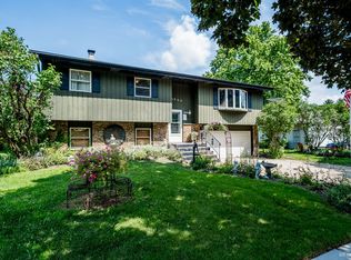 1900 Lin Lor Ln, Elgin, IL 60123