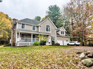 117 Old Colchester Rd, Amston, CT 06231