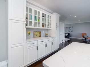 16 Salmon Run, East Hampton, CT 06424