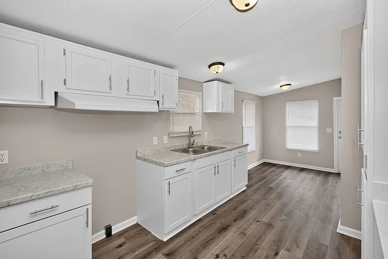3 bed, 2.0 bath, $1,545 — Photo 4