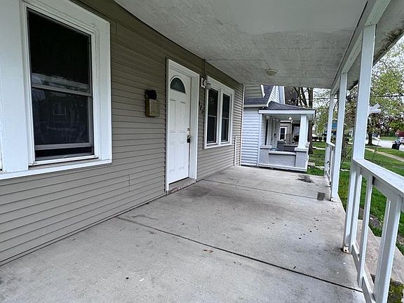 2nd image of 922 N Lawrence St