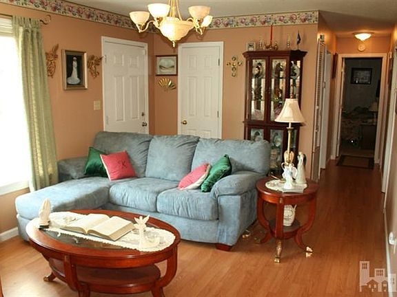 5th image of 9637 Blake Circle NE