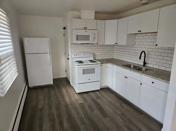 4200 Lakebreeze Ave N #3, Minneapolis, MN 55429