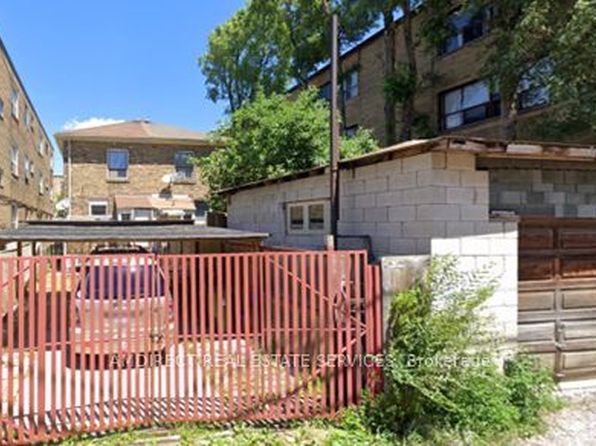 646 Vaughan Rd #C03, Toronto, ON M6E 2Y3