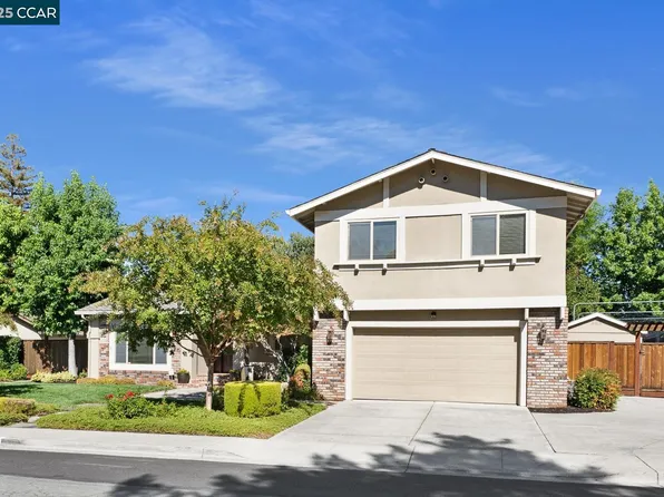 1290 Easley Dr, Clayton, CA 94517