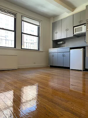 Rented by Bond New York | media 1