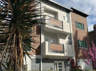 22425 Del Valle St APT 5, Woodland Hills, CA 91364