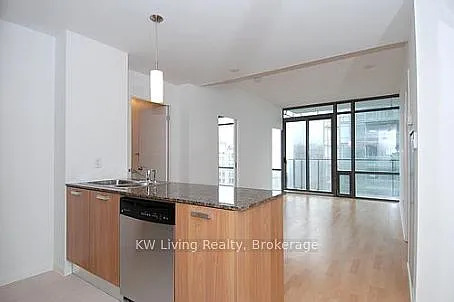 2 bed, $3,200 — Photo 1