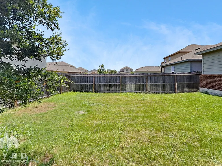12920 Cicely Ct — Photo 18