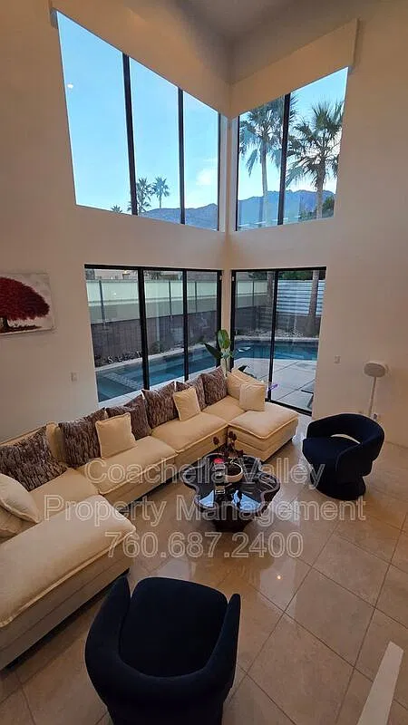 2 bed, 2.5 bath, 1516 sqft, $5,495 — Photo 4