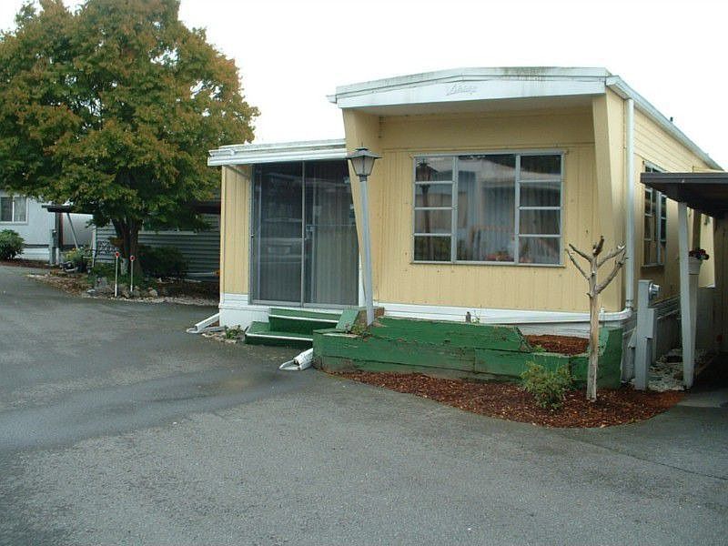 1st image of 3235 S 180th Pl