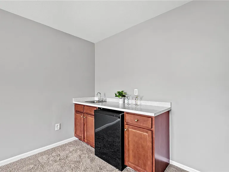 9704 Sundance Dr — Photo 34