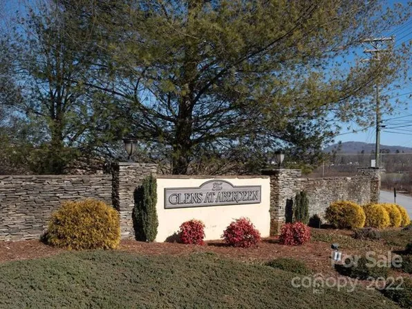 165 Farm Ln, Mills River, NC 28759