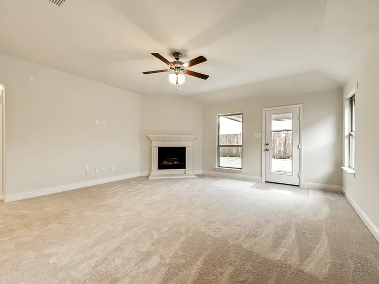 816 Bird Creek Dr — Photo 23