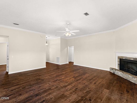 3rd image of 1817 W 25th St