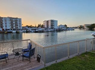 8080 Tatum Waterway Dr APT 9, Miami Beach, FL 33141